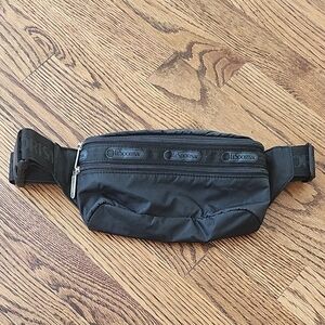 6LeSportsac Charcoal Belt Bag Waist Bag Fanny Pack